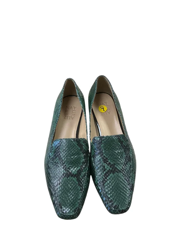 Shoes Flats By Naturalizer In Green, Size: 7