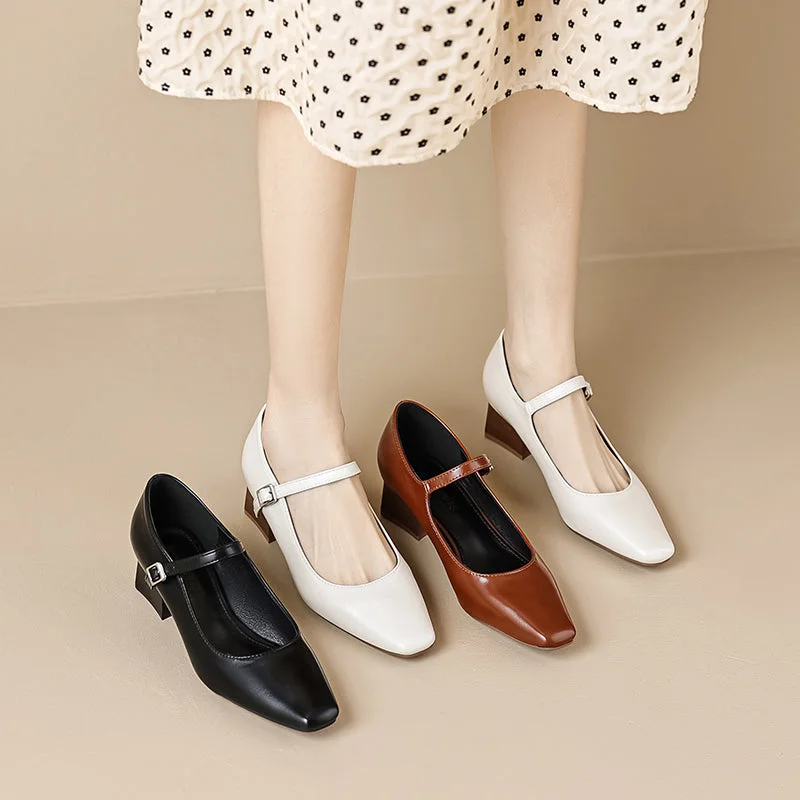 Women Retro Solid Pointed Toe Chunky Heel Pumps